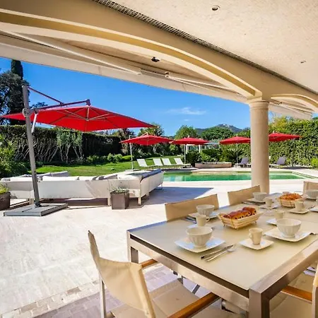 Palm Springs Villa *